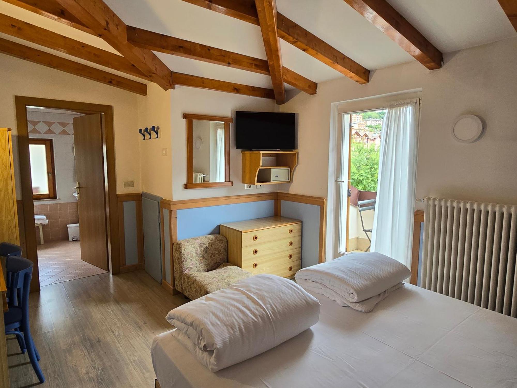 Hotel Miramonti Molveno Bagian luar foto