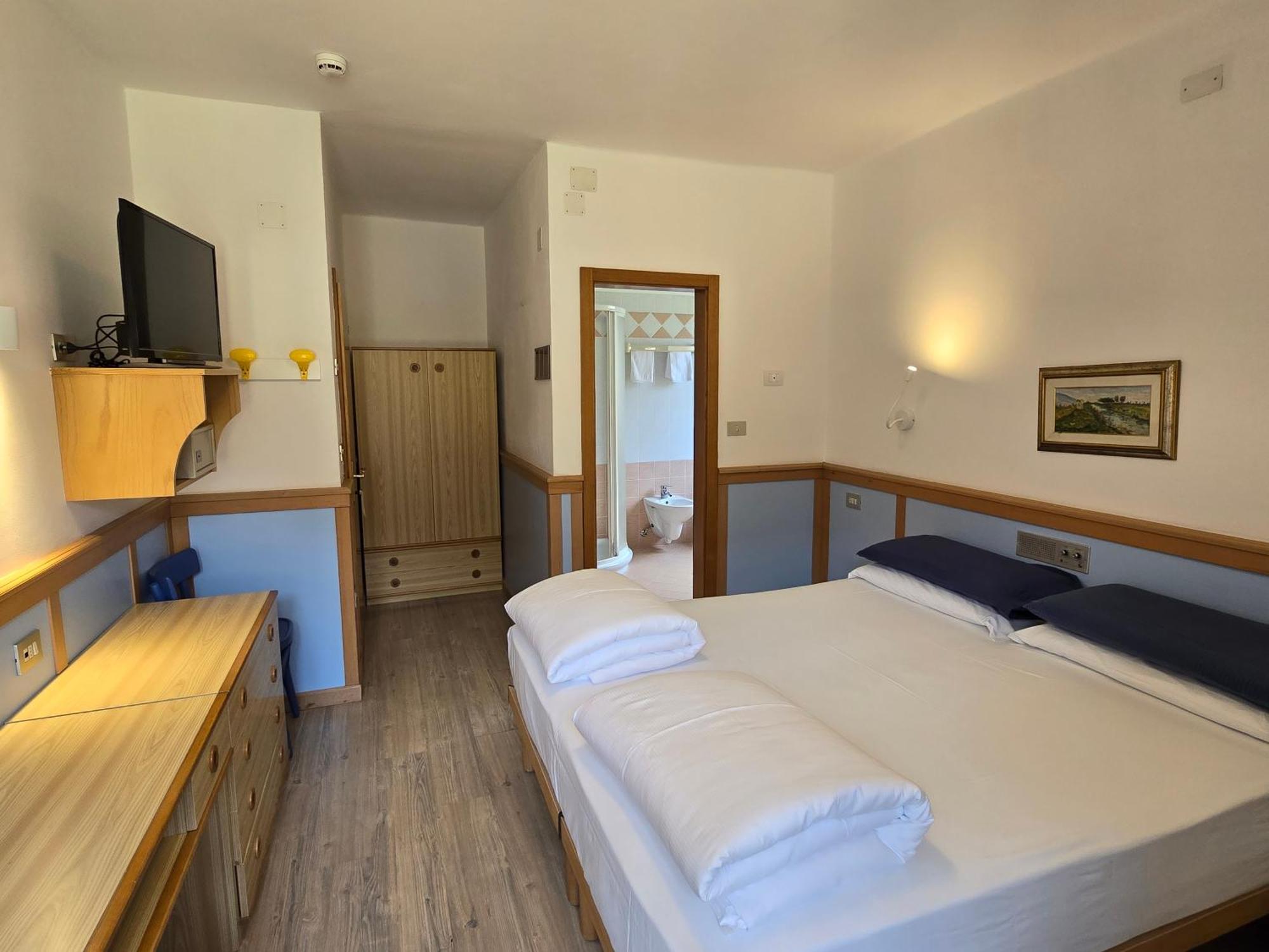 Hotel Miramonti Molveno Bagian luar foto
