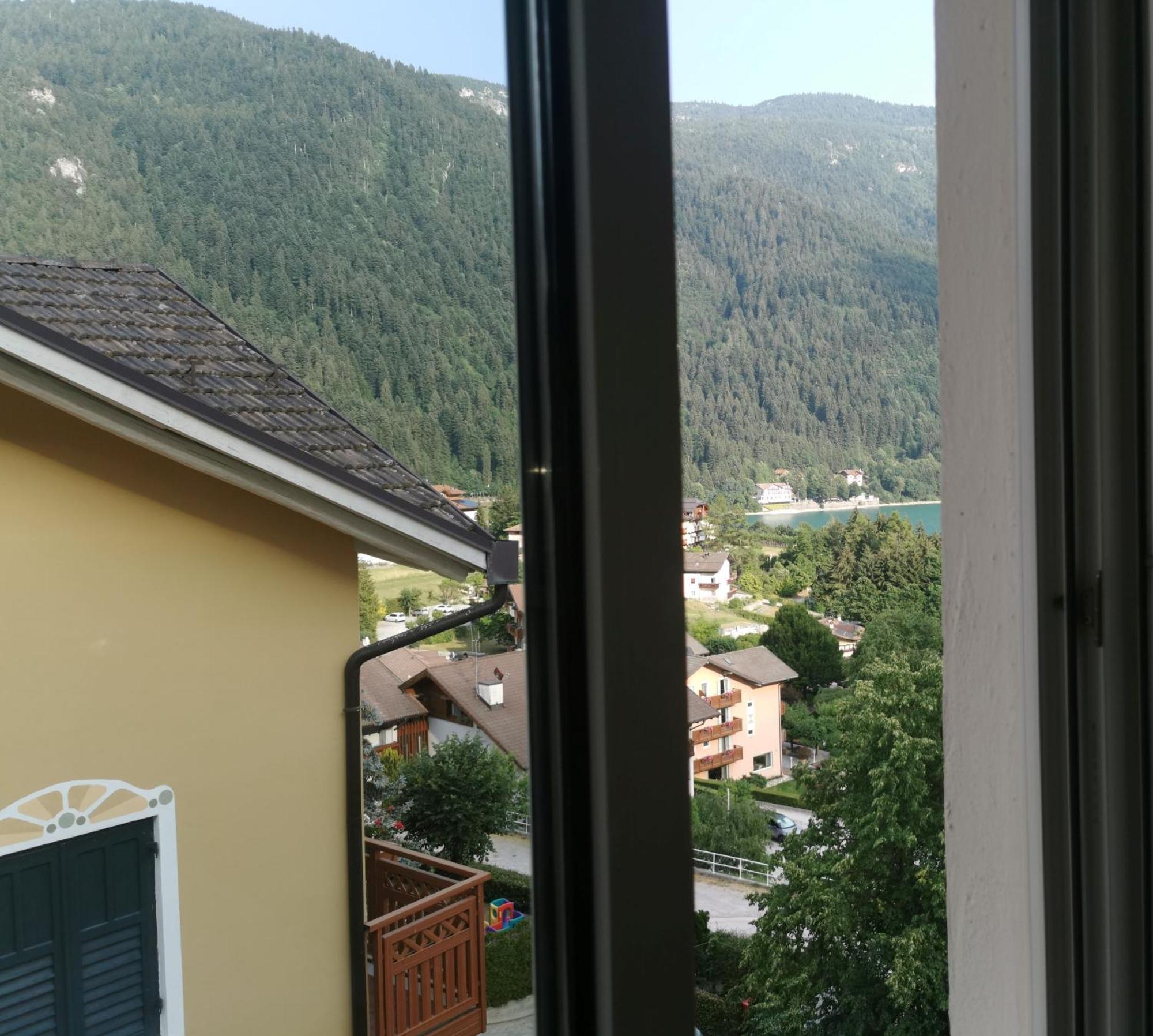Hotel Miramonti Molveno Bagian luar foto